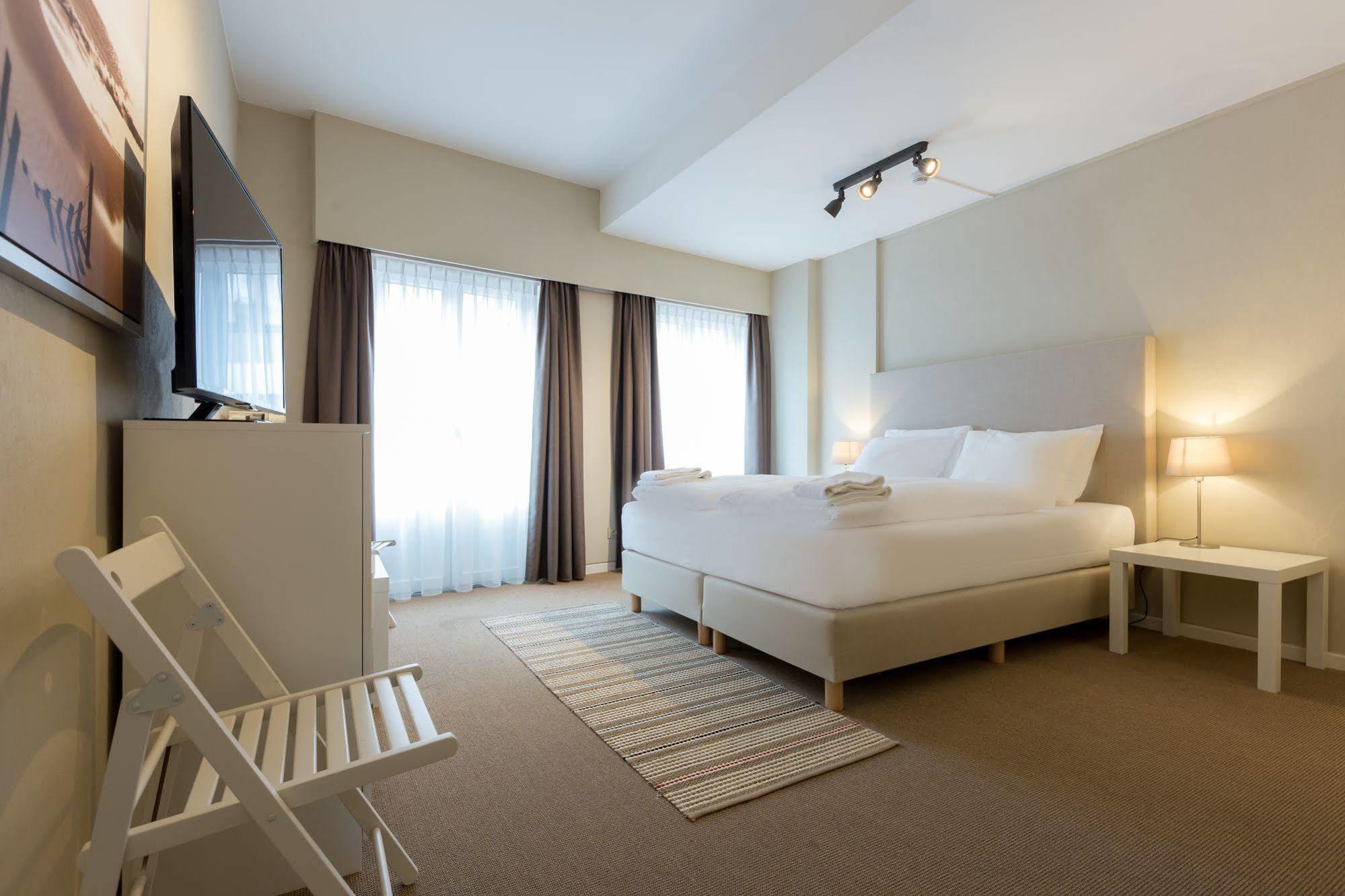 Hotel Franky Бланкенберге Экстерьер фото
